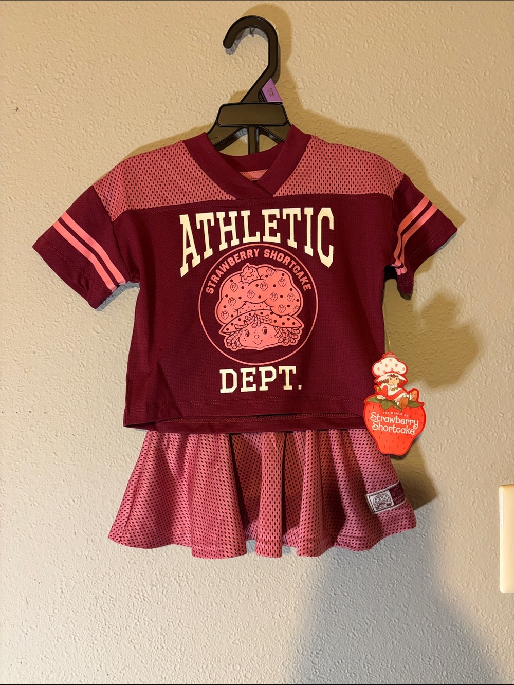 Strawberry Shortcake Girls' Maroon & Pink Athletic Tee and Skirt Set